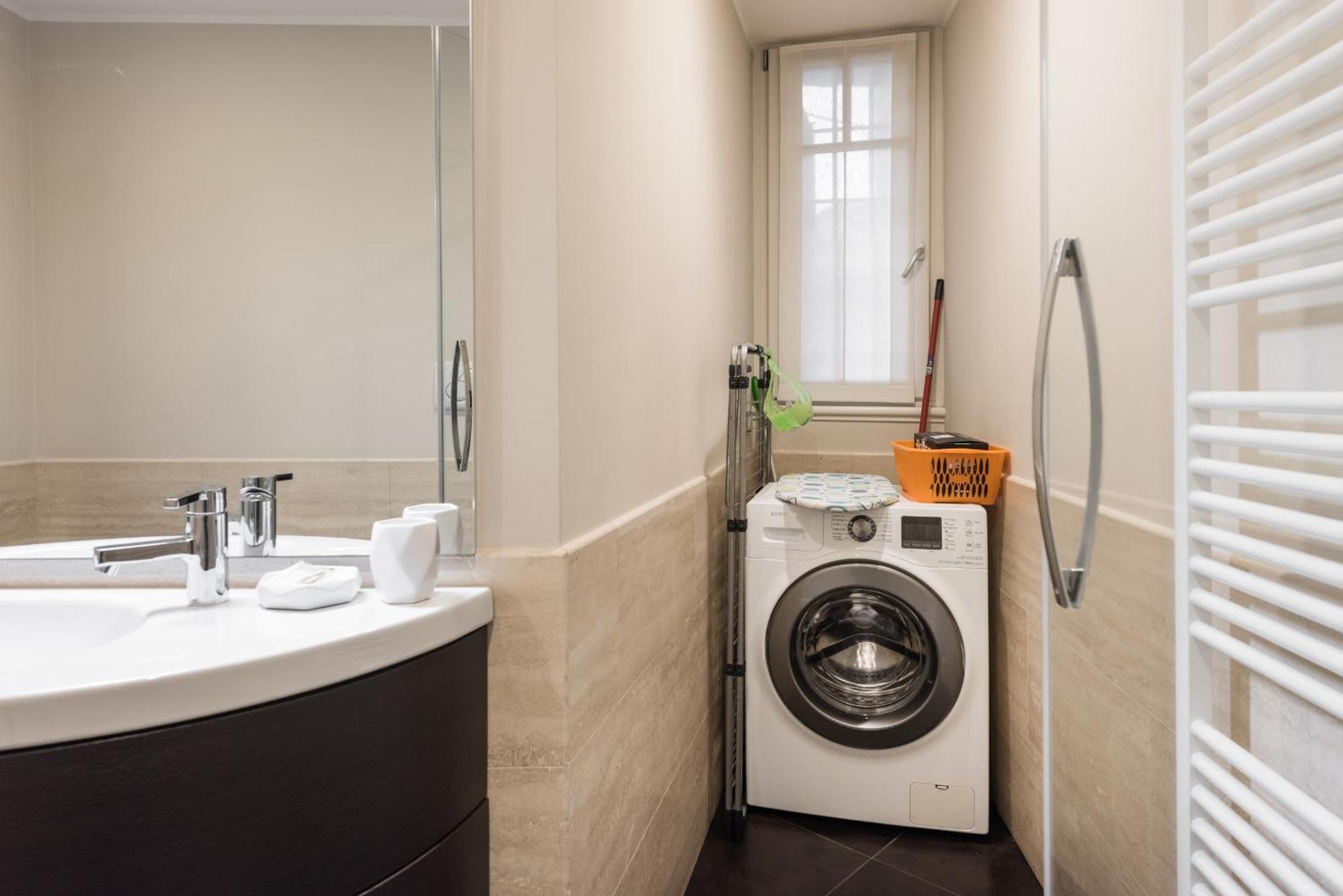 Flats4Rent Federica Apartment Verona Ngoại thất bức ảnh