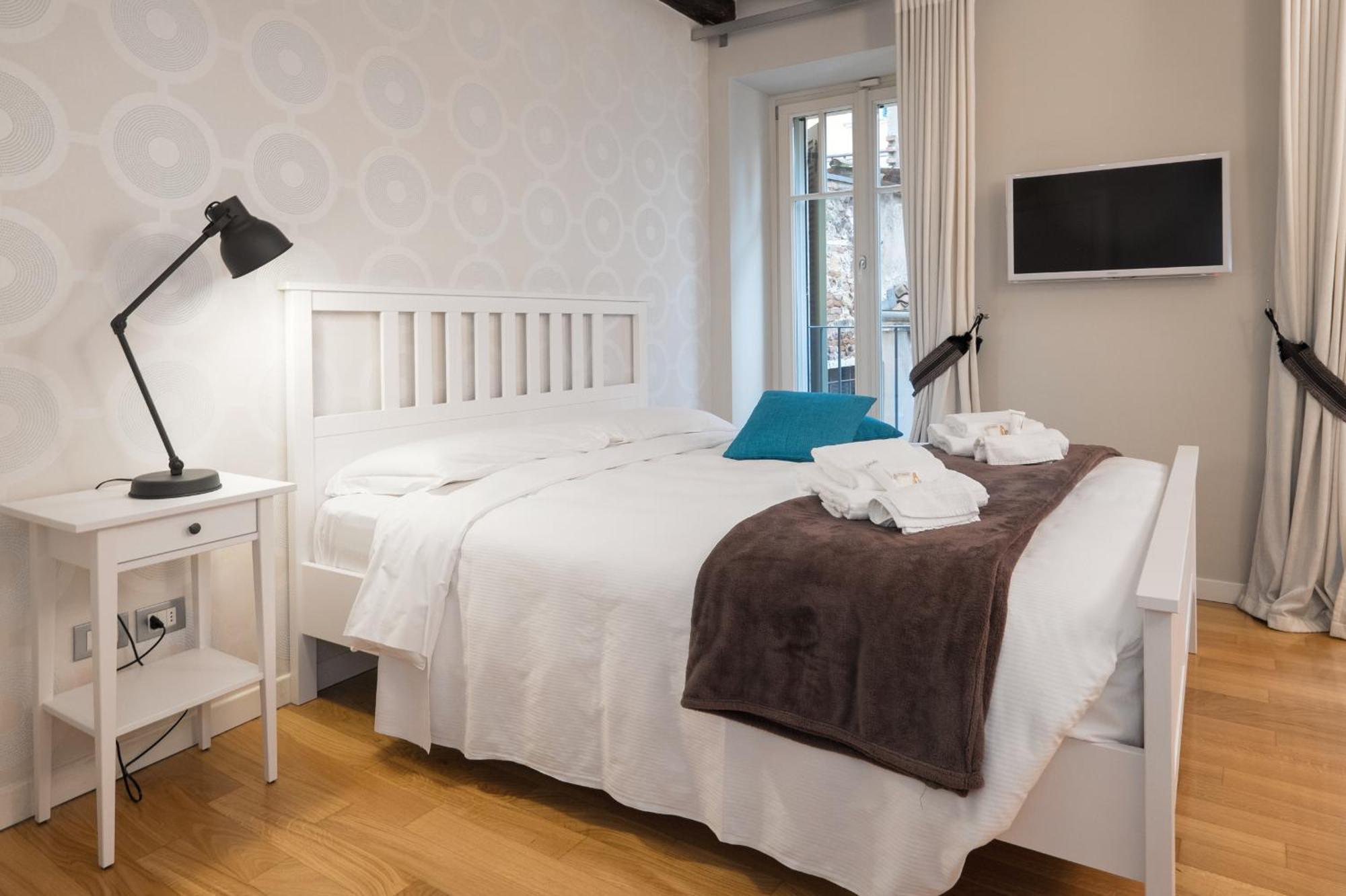 Flats4Rent Federica Apartment Verona Ngoại thất bức ảnh
